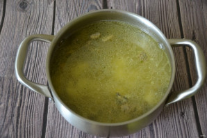 Суп из сыроежек - фото шаг 10