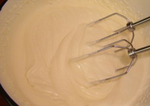 Клубнично-шоколадный торт с творожной прослойкой - фото шаг 12