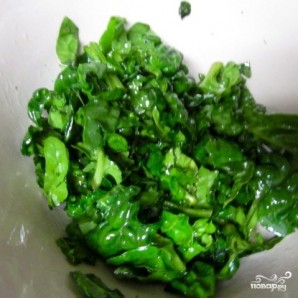 Салат из шпината и редиски - фото шаг 8