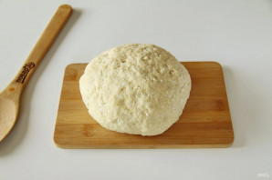 Пирог с сыром из творожного теста - фото шаг 3