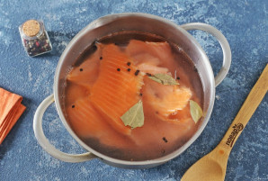 Рыбный суп с тыквой - фото шаг 2
