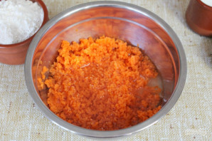 Бразильский морковный пирог - фото шаг 4