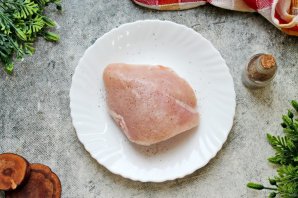 Курица на пару в мультиварке - фото шаг 3