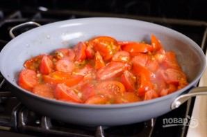 Жареная куриная грудка с помидорами - фото шаг 6