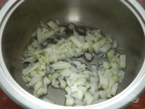 Картофельный суп-толчeнка с квашеной капустой - фото шаг 1