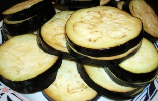 Баклажаны с сыром и чесноком - фото шаг 3