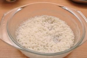 Рис с сосисками - фото шаг 1