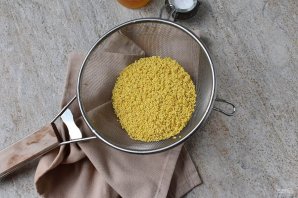 Постная пшенная каша с сухофруктами - фото шаг 3