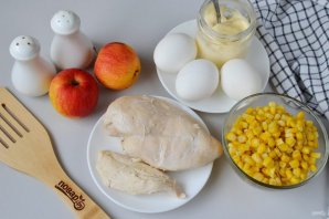 Салат с курицей и кукурузой - фото шаг 1