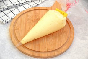 Салат "Гранатовый браслет" с сыром - фото шаг 9