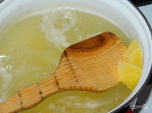 Сливочный суп-пюре с шампиньонами и кабачками - фото шаг 1