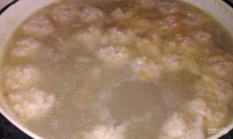 Суп с куриными фрикадельками и овощами - фото шаг 4