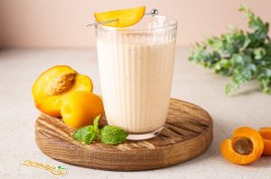 Абрикосово-персиковый молочный коктейль - фото шаг 5
