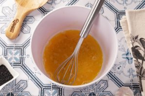 Заливной пирог с фаршем - фото шаг 5