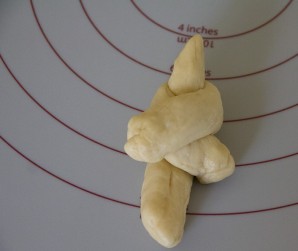 Печенье "Жаворонки" из дрожжевого теста - фото шаг 3