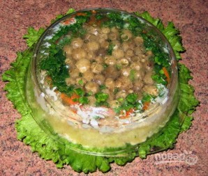 Салат "Полянка" с грибами - фото шаг 7