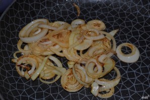 Картофельная запеканка с луком - фото шаг 2