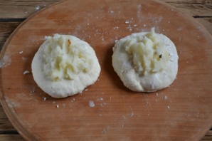 Бездрожжевое тесто для пирожков на кефире - фото шаг 7