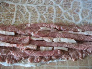 Домашняя колбаса в свиной сетке - фото шаг 4