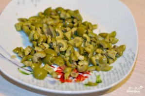 Гороховый суп-пюре с оливками - фото шаг 3
