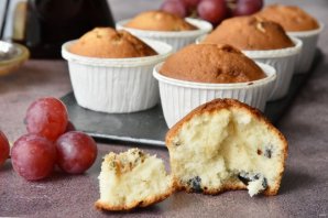 Кексы с виноградом и сыром дор блю - фото шаг 10