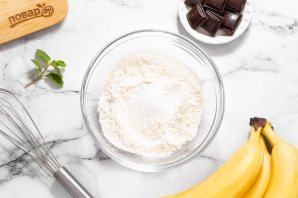 Блины с шоколадом и бананом - фото шаг 2