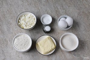 Домашний кекс с творогом - фото шаг 1