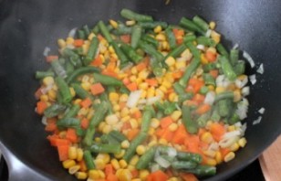 Пангасиус с овощами - фото шаг 2