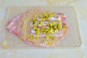 Рулетики из свинины с начинкой - фото шаг 4