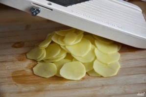 Детская картофельная запеканка с сыром - фото шаг 1