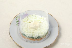 Салат "Мимоза" с рисом и сыром - фото шаг 6