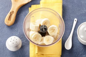 Блинчики с бананом - фото шаг 2