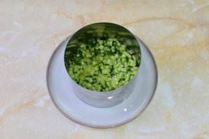 Салат из курицы и чернослива - фото шаг 5