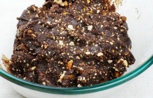 Шоколадное печенье с лесными орехами - фото шаг 3