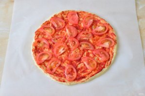 Пицца с сыром "Моцарелла" - фото шаг 7