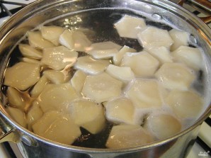 Пельмени с сыром в духовке - фото шаг 10
