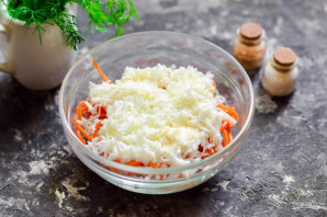 Салат с киви и корейской морковкой - фото шаг 5
