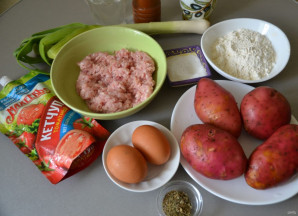 Картофельный рулет "Пастуший" с томатный соусом - фото шаг 1