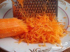 Морковный пирог с орехами - фото шаг 1