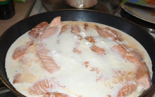Семга с брокколи в духовке - фото шаг 4