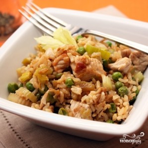 Коричневый рис с индейкой и овощами - фото шаг 7