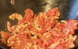 Мясо в воке - фото шаг 4