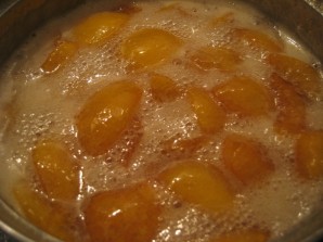 Варенье из персиков на зиму - фото шаг 7