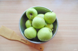 Варенье из незрелых яблок - фото шаг 2