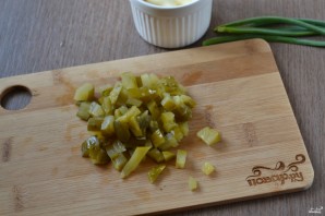 Салат с ветчиной в креманках - фото шаг 3