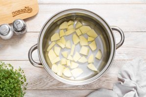 Постный грибной суп из замороженных грибов - фото шаг 7