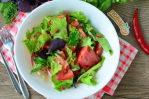 Острый салат с помидорами и перцем чили - фото шаг 9