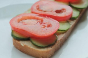 Бутерброды вегетарианские - фото шаг 2
