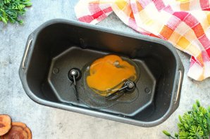 Тесто для блинов в хлебопечке - фото шаг 2