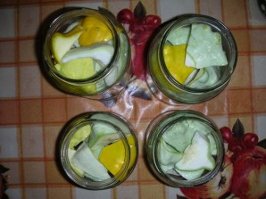 Маринованные патисоны с лимонной кислотой - фото шаг 2